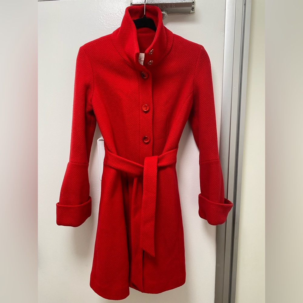 HOST PICK💃🏿🕺🏽🎊Chula Red coat
